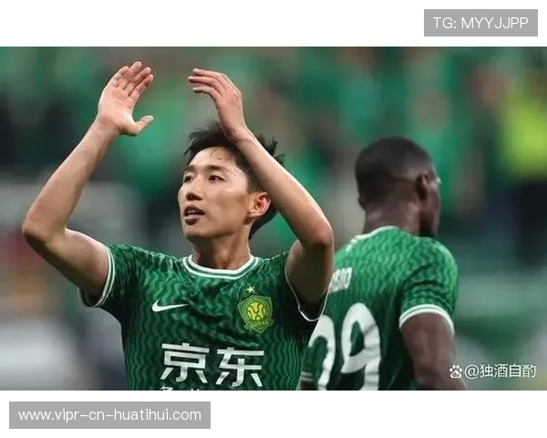 国安新帅公开带队口号:攻守一体、重塑荣耀 国安新帅公开带队口号:攻守一体、重塑荣耀